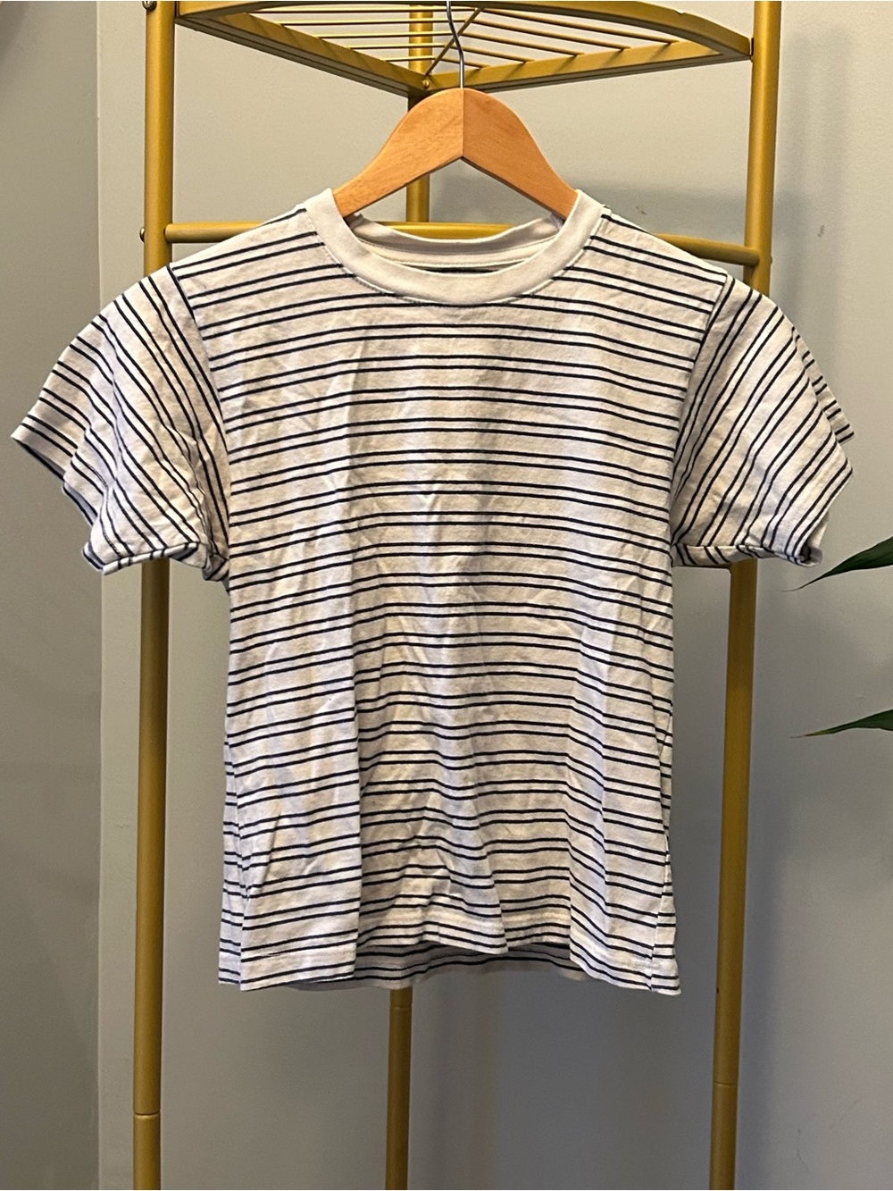 Brandy Melville cotton horizonal stripes short sleeves tshirt S